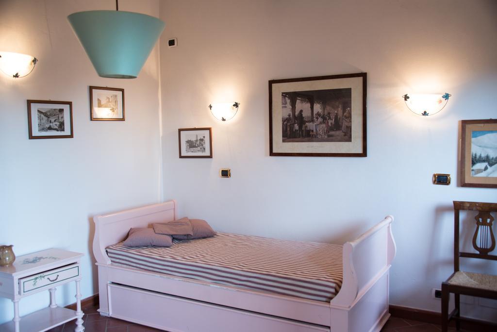 Borgo La Dogana Hotel Tuoro sul Trasimeno Camera foto